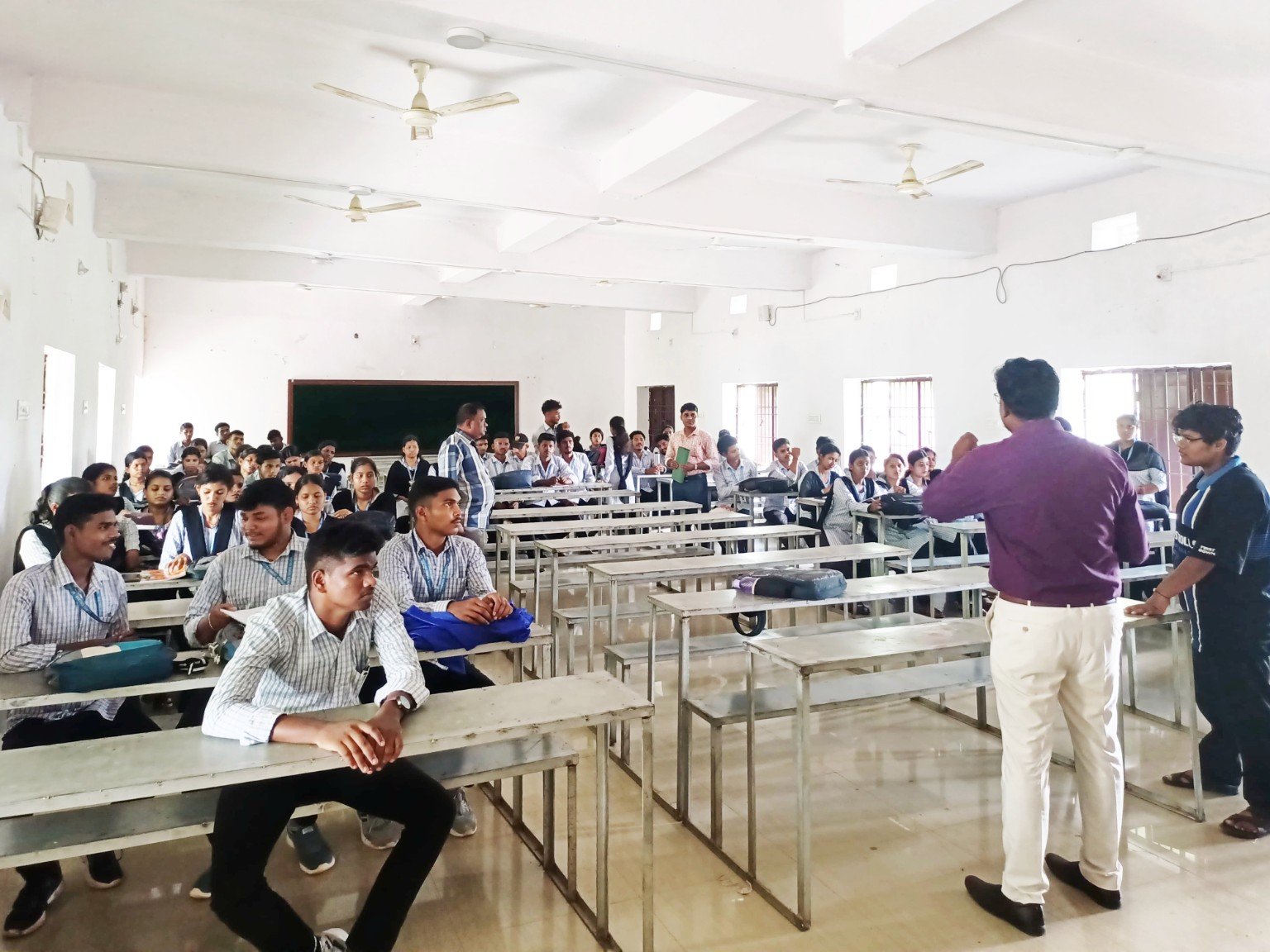 Student participation and dialogue — Amreeth Sandhan Foundation activity